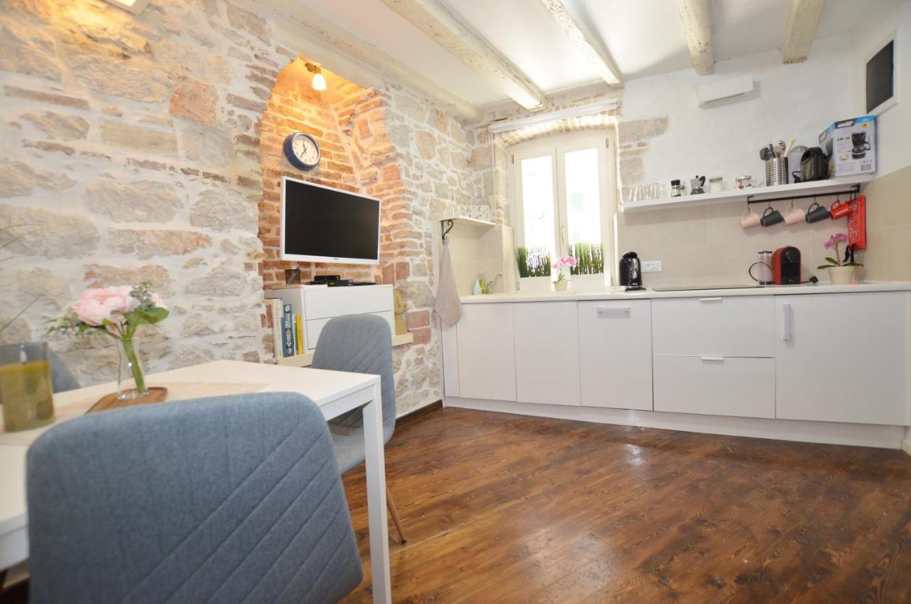 Pisinium Apartment Rovinj Exterior photo