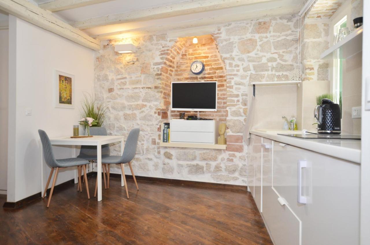 Pisinium Apartment Rovinj Exterior photo